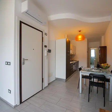 Argo カットーリカ